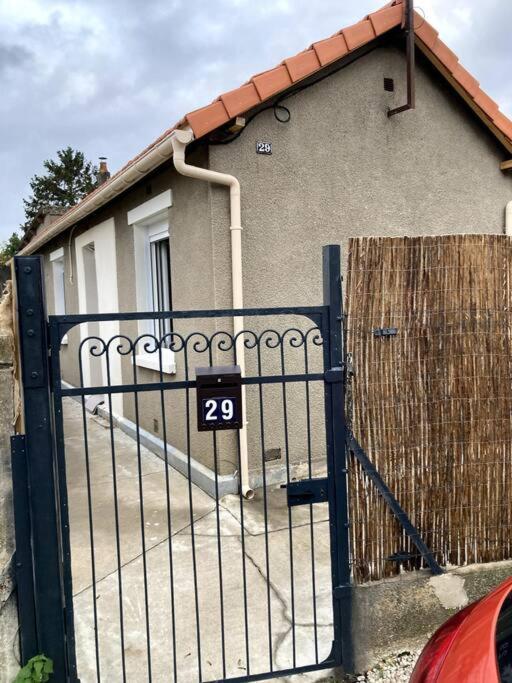 Jolie Maison Avec Courette Bourges Zewnętrze zdjęcie