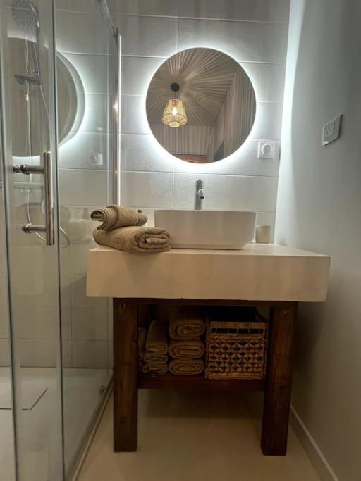 Jolie Maison Avec Courette Bourges Zewnętrze zdjęcie